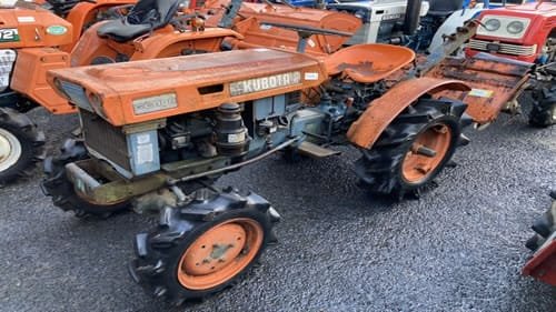 Kubota B6000