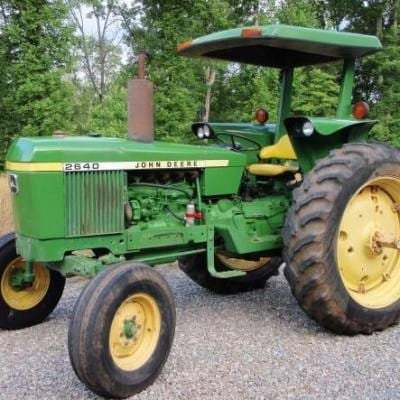 John Deere 2440 2640