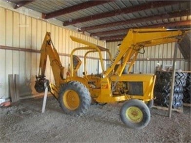 John Deere 300B
