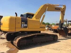 Komatsu Pc220-7 Hydraulic Excavator Service Manual