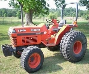 Kubota L2650, L2950, L3450, L3650 Operators Manual