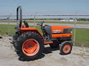 Kubota L2900 L3300 L3600 L4200 Service Manual