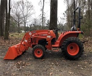 Kubota L3200D Tractor Owners Operators Manual