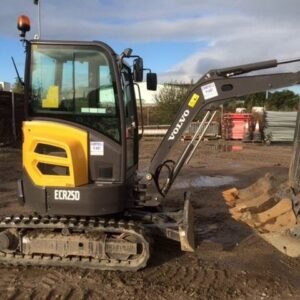 Volvo ECR25 Electric Operator's Electric Manual